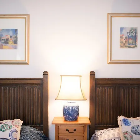 Classic Lisbon Downtown Apartment-2